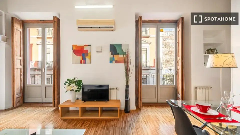 Wohnung mit Terrasse zur Miete in Centro, imagen 5