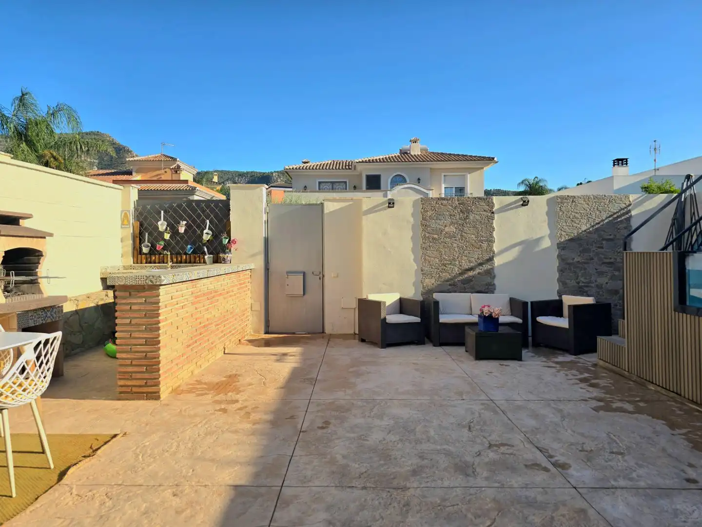 Terrassa de Casa adosada en venda en Alhaurín de la Torre amb Aire condicionat, Calefacció i Terrassa