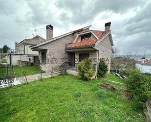 Vista exterior de Casa o xalet en venda en O Carballiño   amb Jardí privat i Terrassa