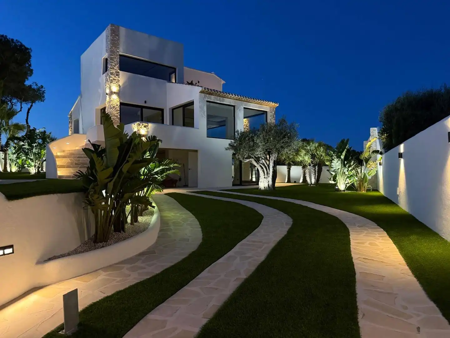 Vista exterior de Casa o xalet en venda en Jávea / Xàbia amb Aire condicionat, Calefacció i Jardí privat