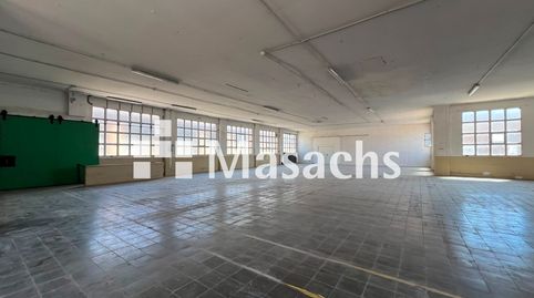 Foto 2 von Fabrikhallen zur Miete in Segle XX, Terrassa