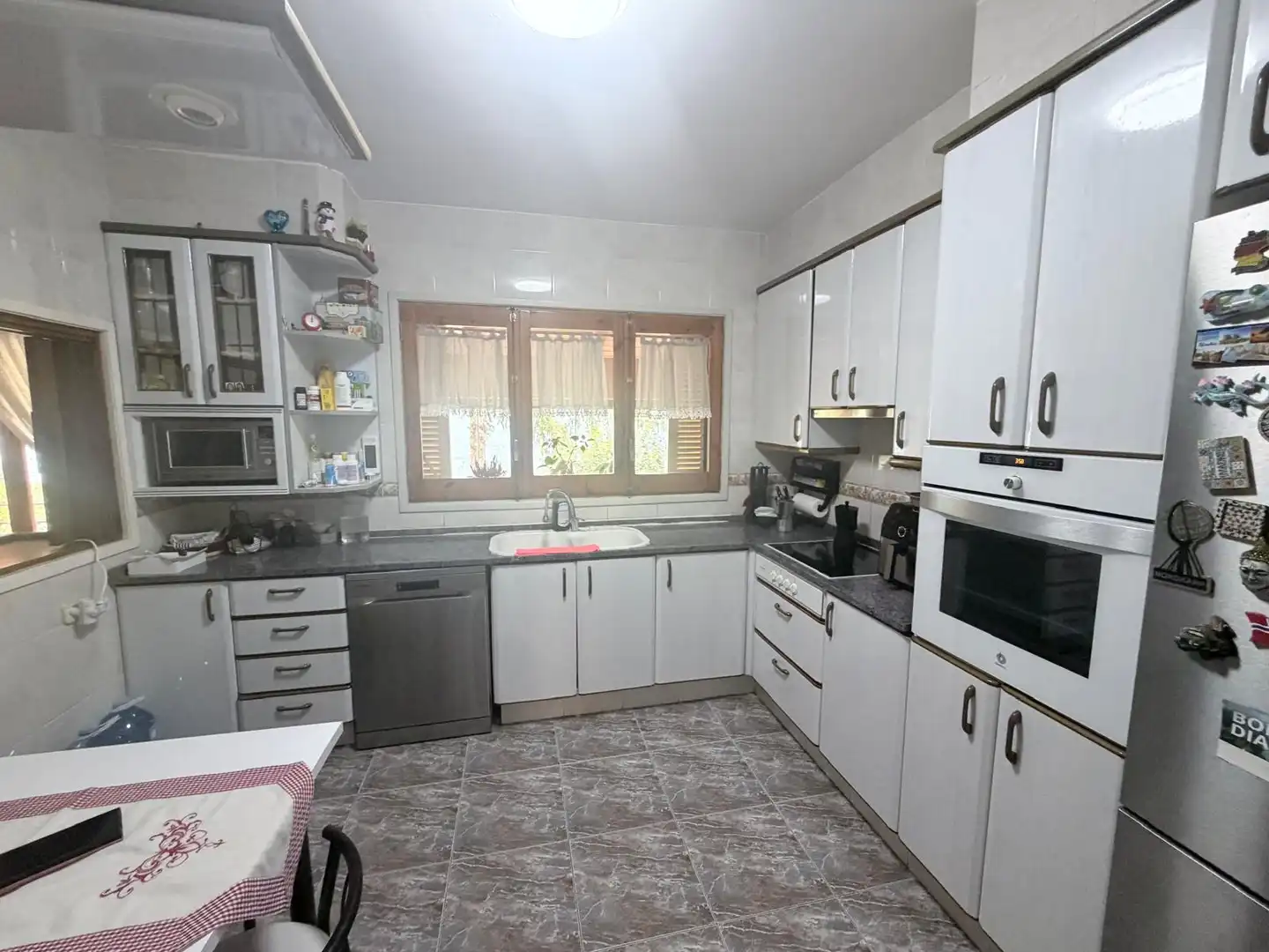 Cuina de Casa o xalet en venda en Cercs amb Aire condicionat, Calefacció i Jardí privat