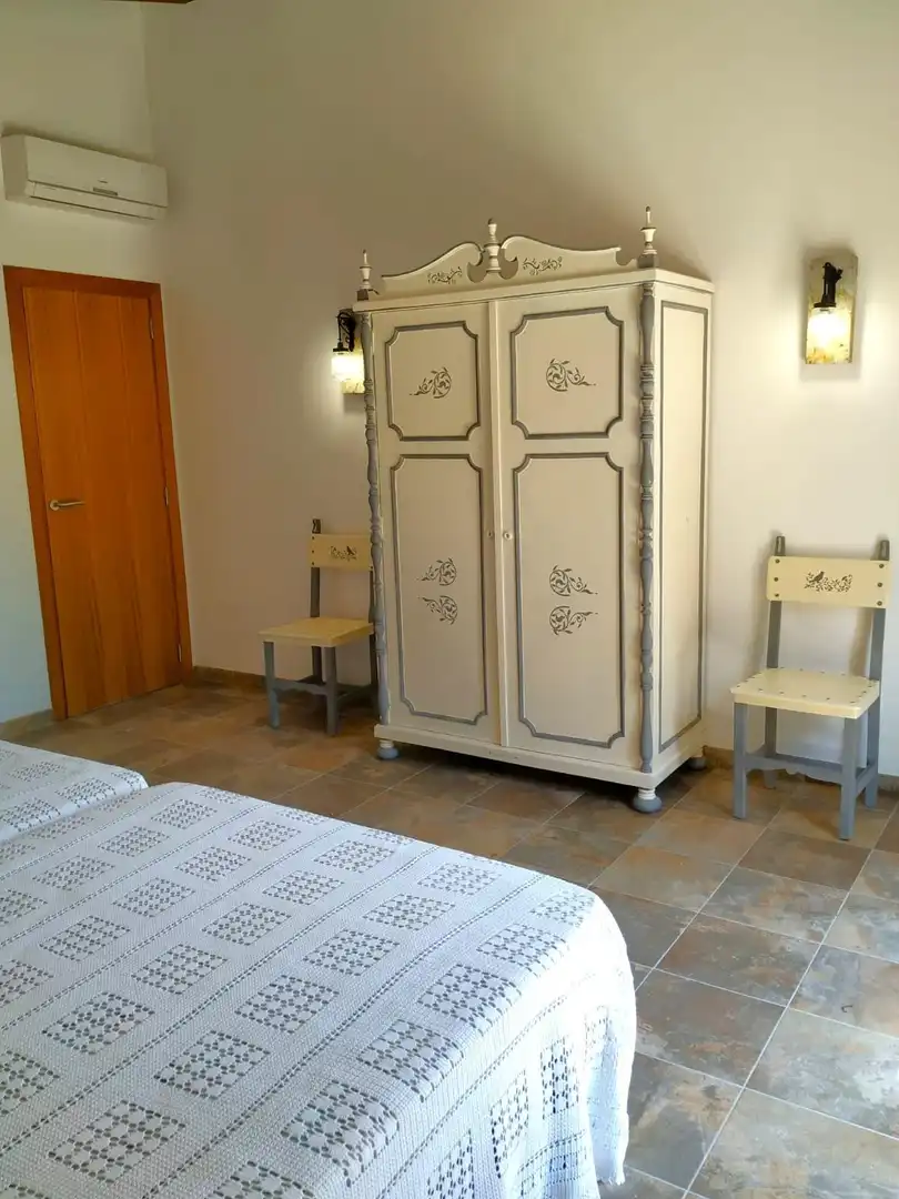 Schlafzimmer von Country house zum Verkauf in Muro mit Klimaanlage, Heizung und Privatgarten