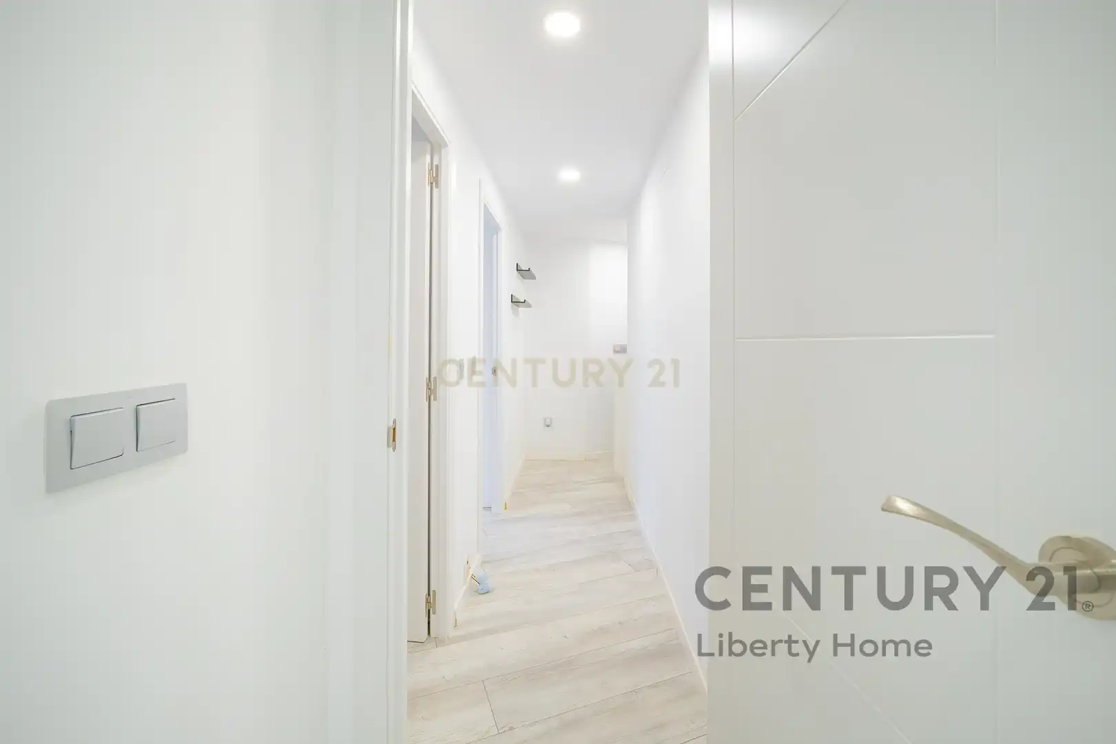 Apartments for rent in Valencia  with Air Conditioner, Private garden and Oven