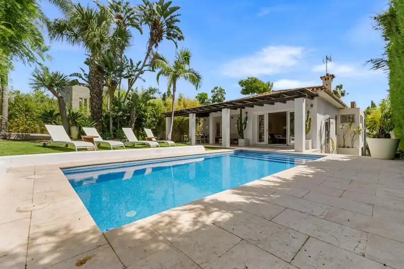 Swimming pool of Houses for rent in Marbella  with Air Conditioner, Private garden and Terrace