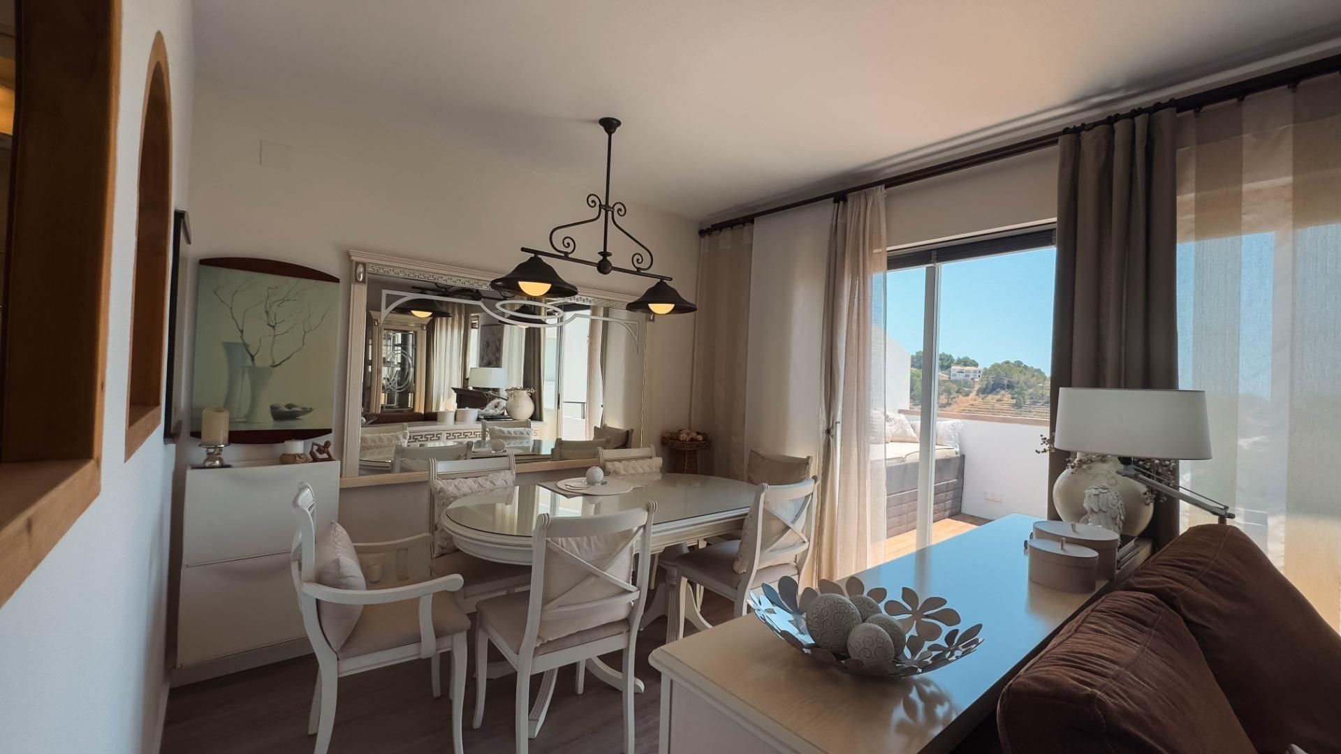 Menjador de Apartament en venda en Altea amb Aire condicionat, Calefacció i Terrassa