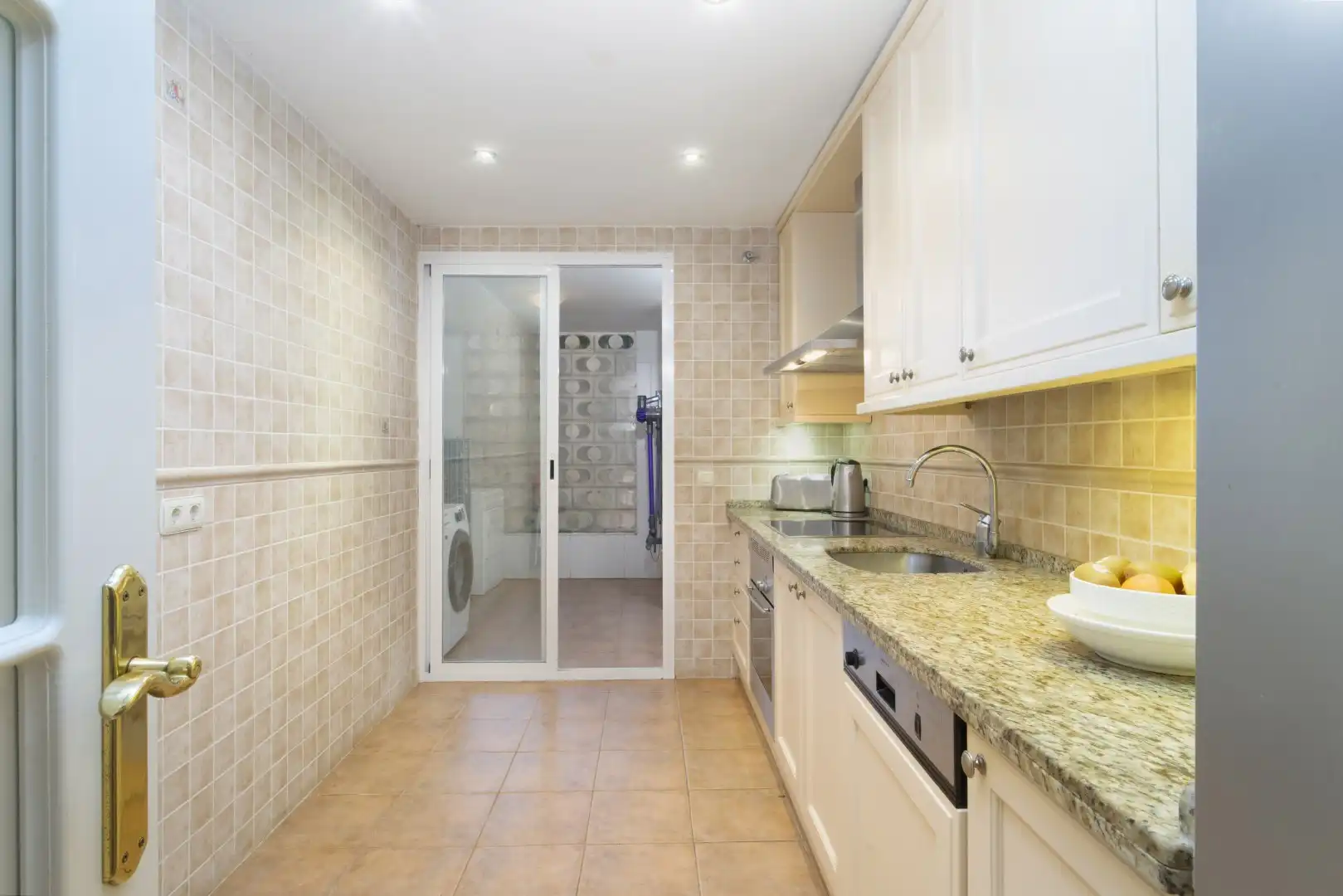 Home with pool for sale in Nueva Andalucía, imagen 10