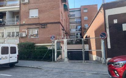 Vista exterior de Traster en venda en  Madrid Capital