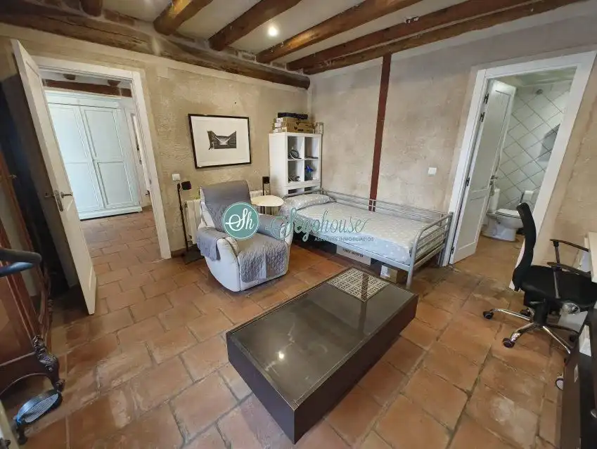 Sala d'estar de Casa o xalet en venda en Espirdo amb Calefacció