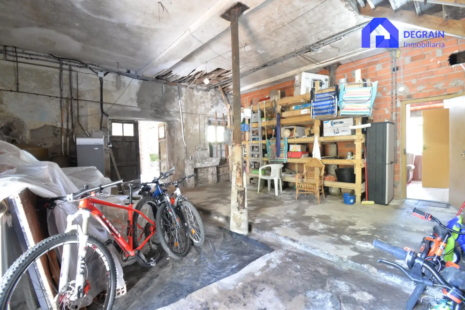 Casa o chalet en venta en Salas con Calefacción, Terraza y Trastero