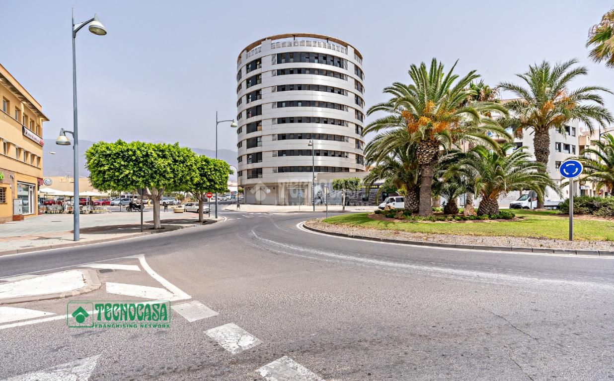 Vista exterior de Pis en venda en El Ejido