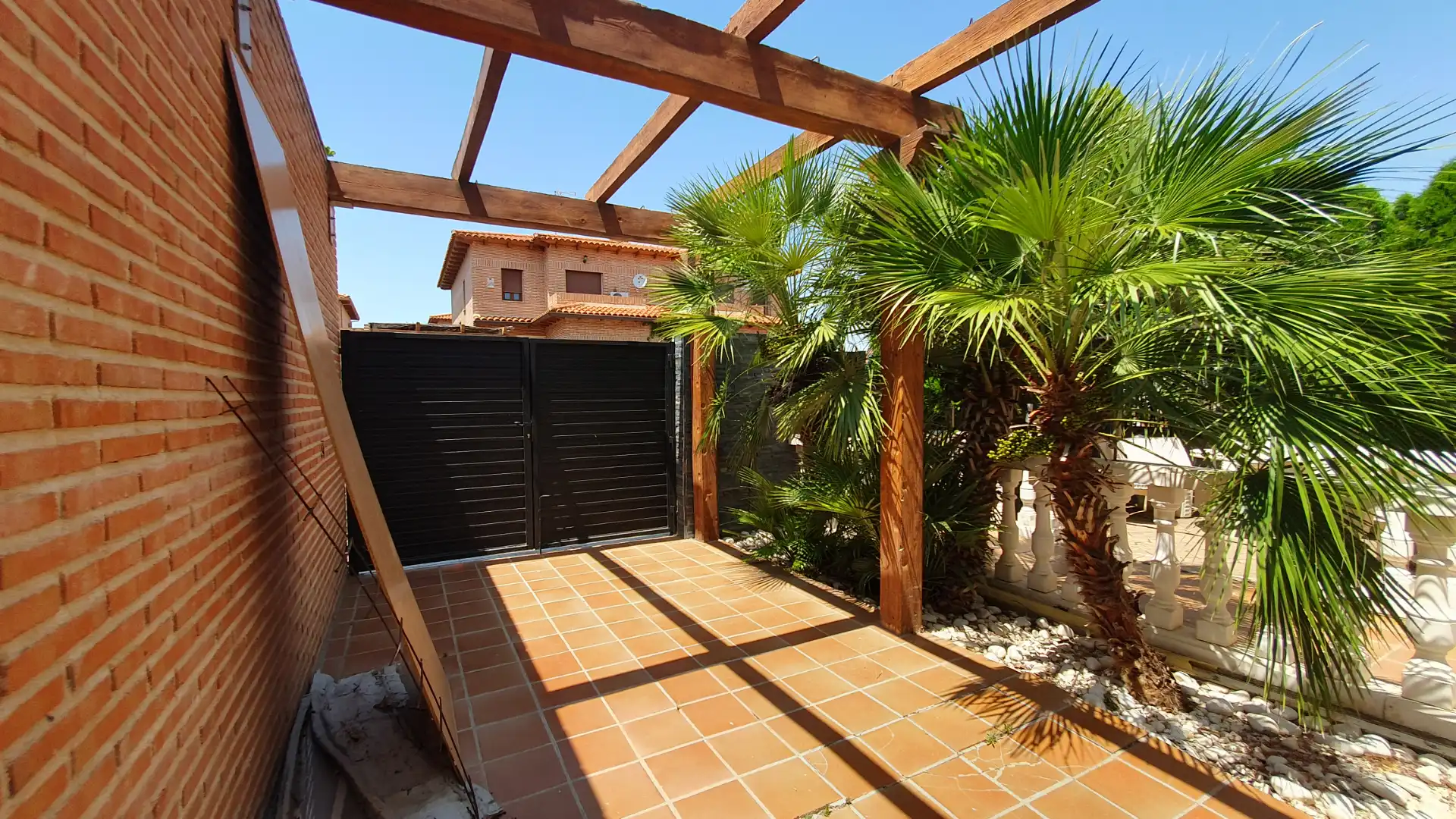 Terrassa de Casa adosada en venda en Olías del Rey amb Aire condicionat, Calefacció i Jardí privat
