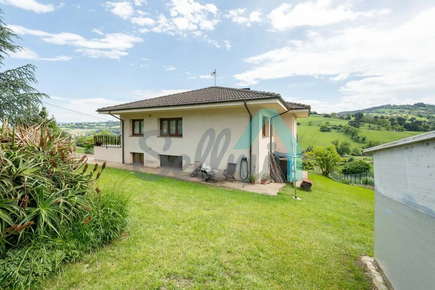 Exterior view of Houses for sale in Gijón   with Heating, Private garden and Terrace
