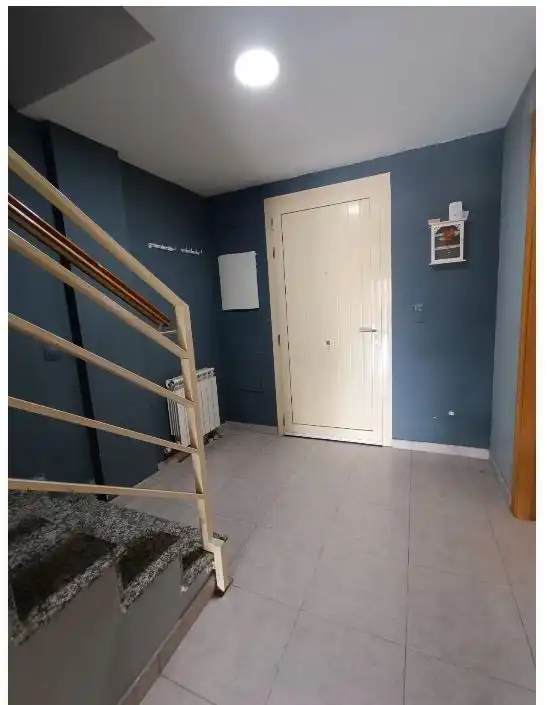 Casa adosada en venta en Alfajarín con Calefacción