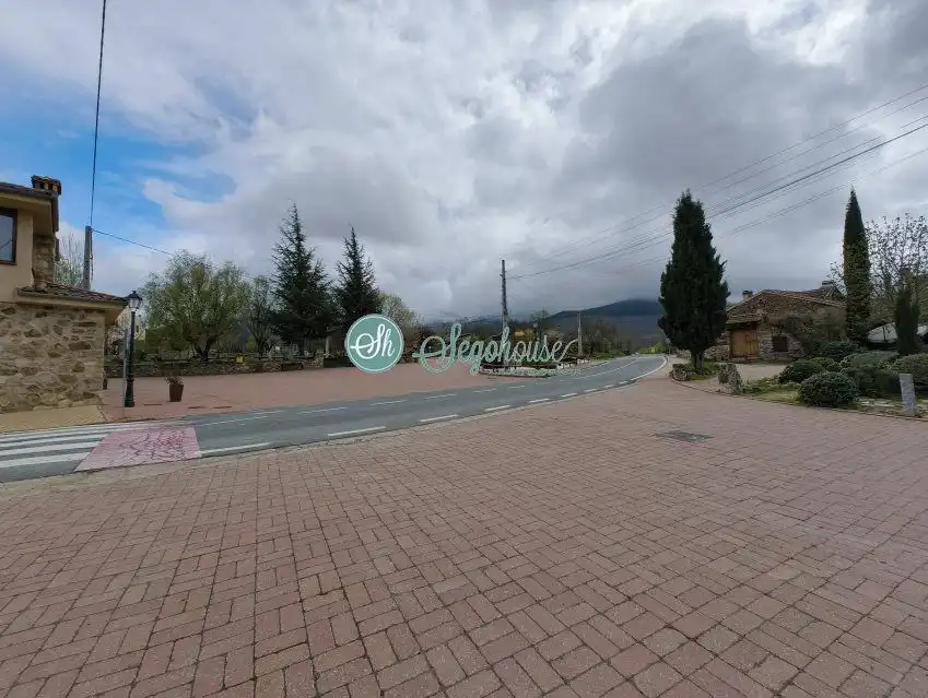 Terreni e lotti in vendita a Sotosalbos, imagen 21