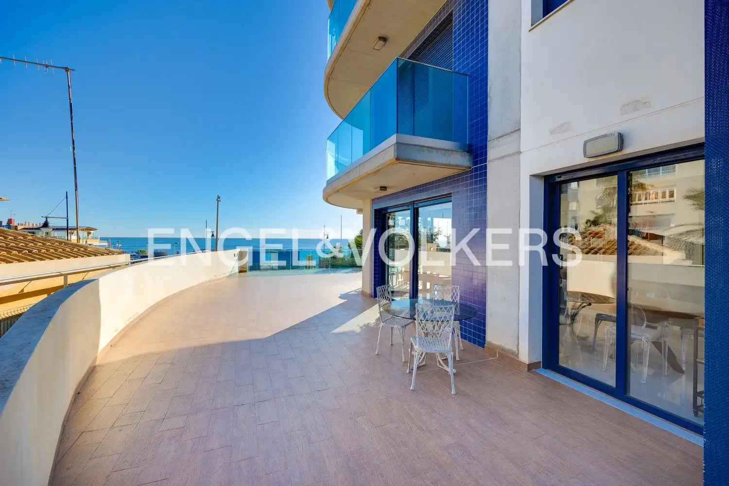 Terrasse von Erdgeschoss zum Verkauf in Torrevieja mit Klimaanlage, Heizung und Terrasse
