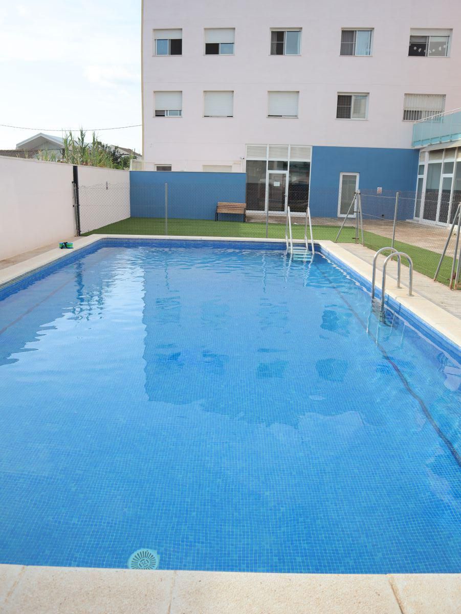 Swimming pool of Flat to rent in Deltebre  with Air Conditioner, Heating and Terrace