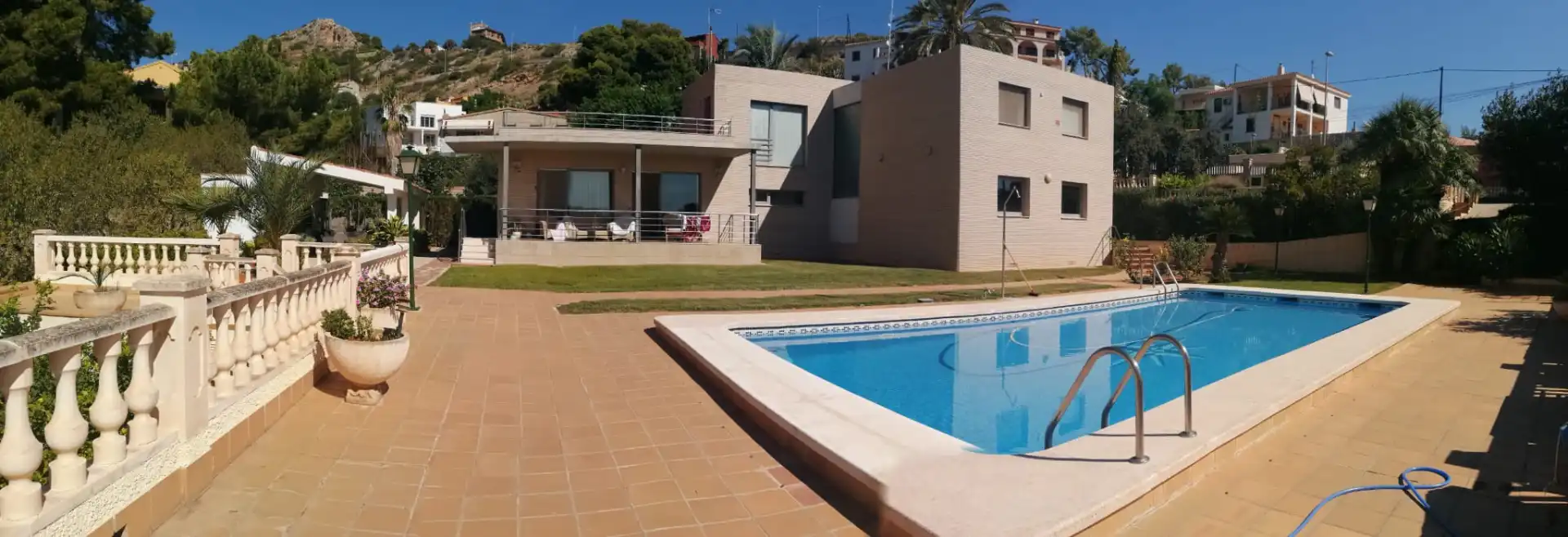 Piscina de Casa o chalet en venta en Castellón de la Plana / Castelló de la Plana con Calefacción, Jardín privado y Terraza