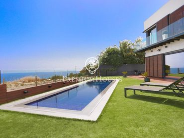 Casa amb piscina en venda a Llevantina - Montgavina - Quintmar