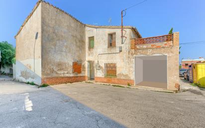 Exterior view of Single-family semi-detached for sale in Santa Margarida I Els Monjos