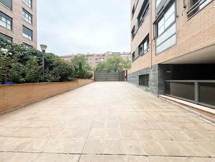 Pis amb piscina de lloguer a Calle de Ana de Austria, imagen 21