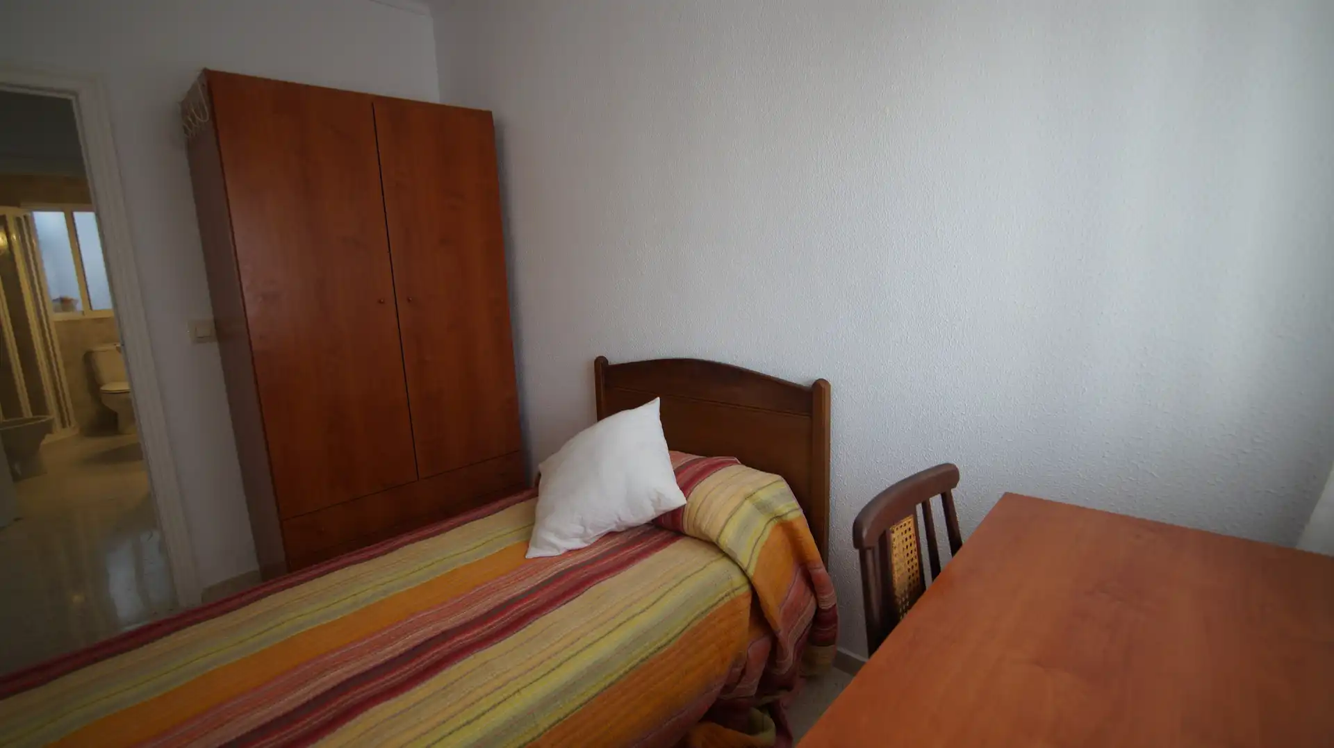 Habitación de Piso de alquiler en Badajoz con Amueblado, Horno y Lavadora