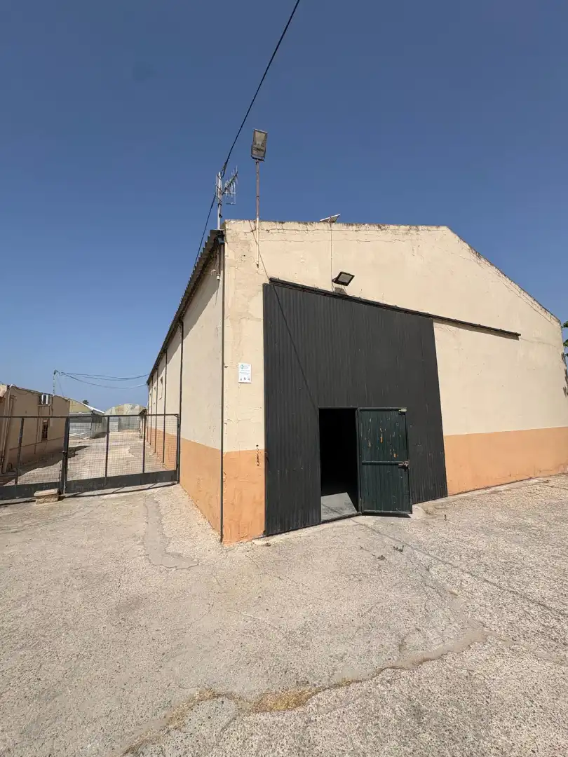 Nave industrial en venta en Ctra Jerez - Ctra del Puerto