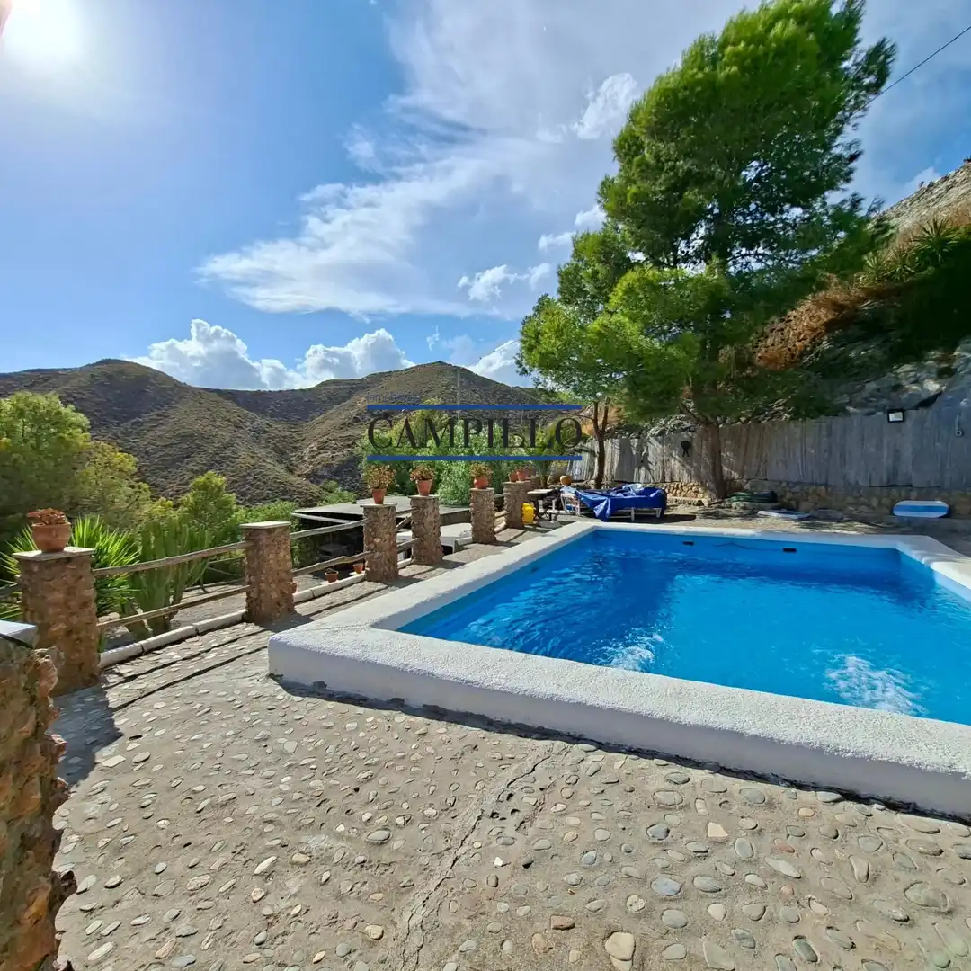 Casa en venta en Berja