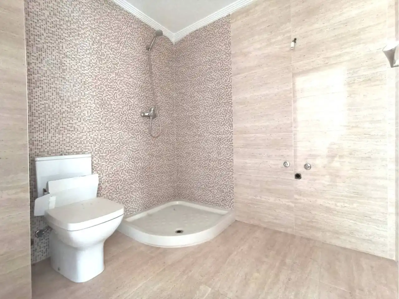 Baño de Piso en venta en Cerezo de Río Tirón con Calefacción y Terraza