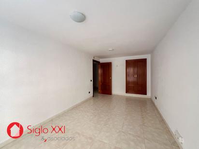 Flat for sale in Vila-real  with Air Conditioner