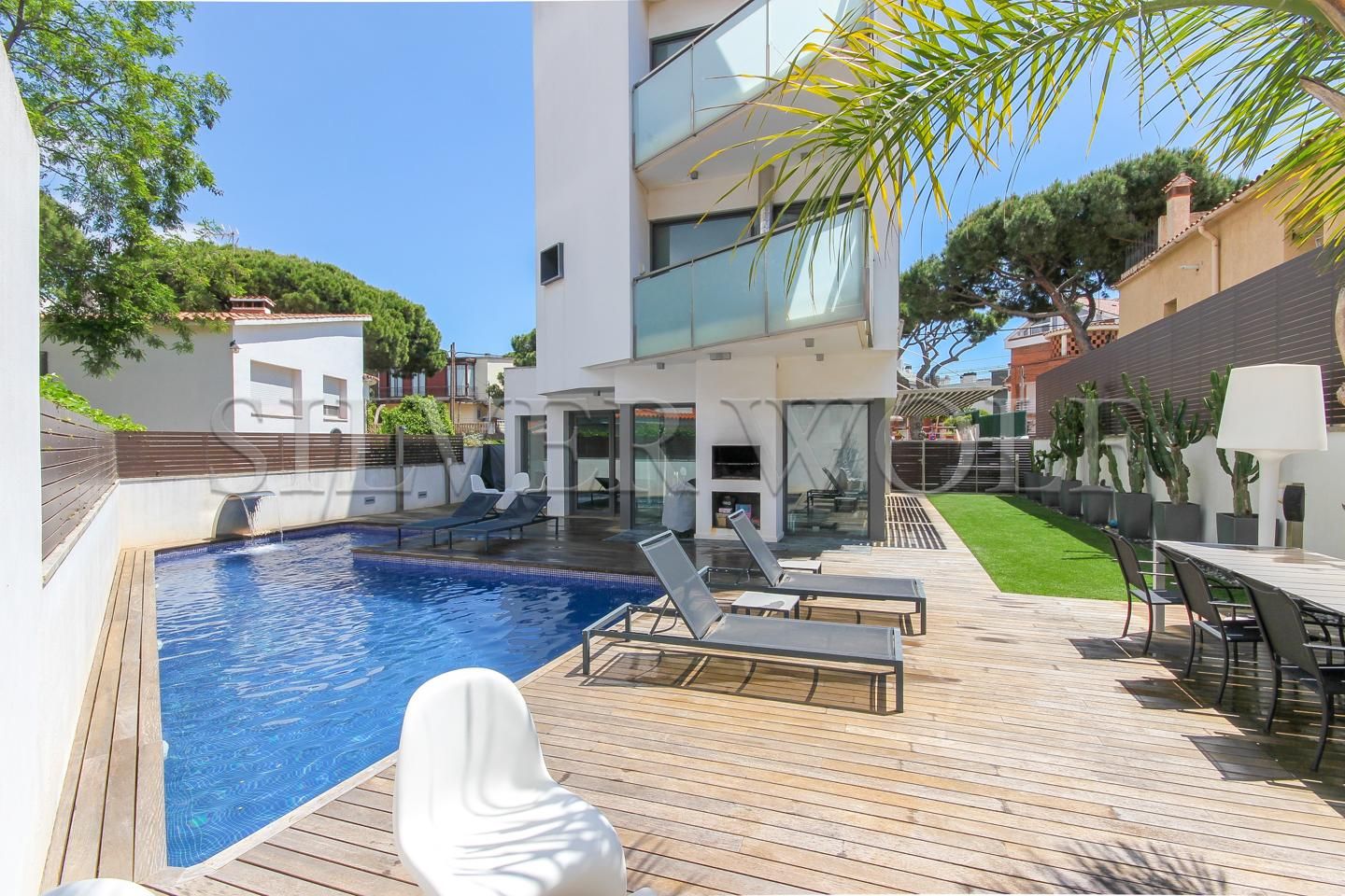 Swimming pool of House or chalet for sale in Castelldefels  with Air Conditioner, Heating and Private garden
