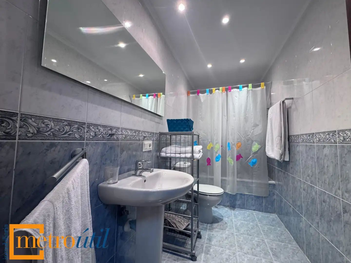 Badezimmer von Dachboden zum Verkauf in Salamanca mit Klimaanlage, Heizung und Parkett