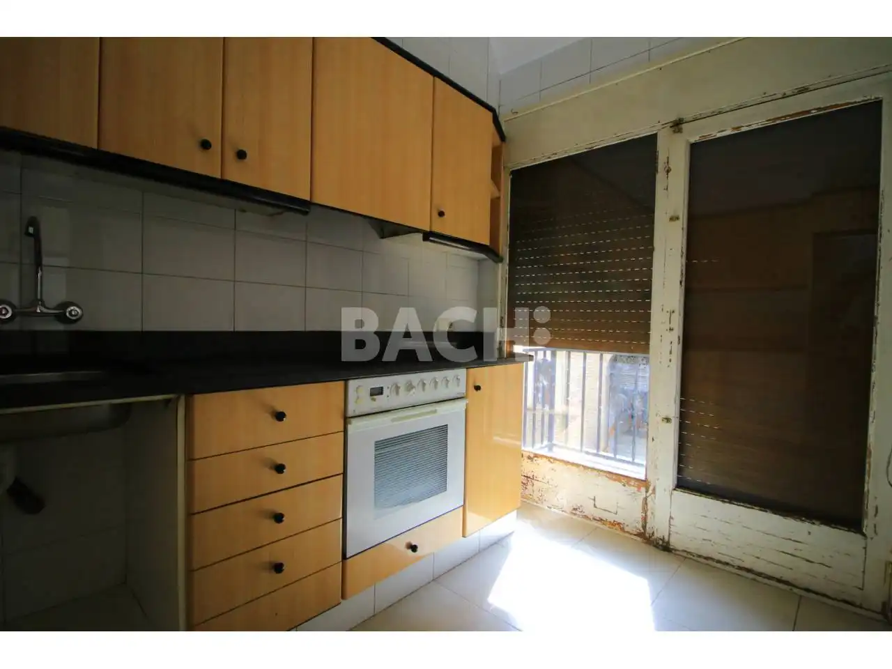 Kitchen of Flat for sale in Vic  with Heating and Balcony