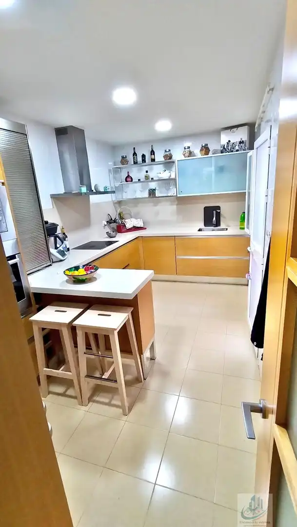 Kitchen of Duplexes for sale in Chiclana de la Frontera  with Air Conditioner, Terrace and Storage room