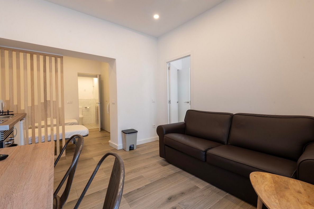 Living room of Flat for sale in  Madrid Capital  with Air Conditioner, Heating and Parquet flooring