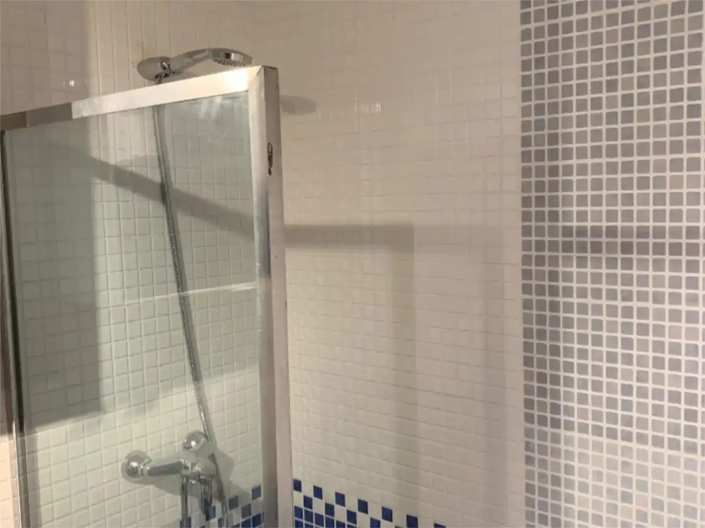 Badezimmer von Loft zur Miete in  Madrid Capital mit Klimaanlage