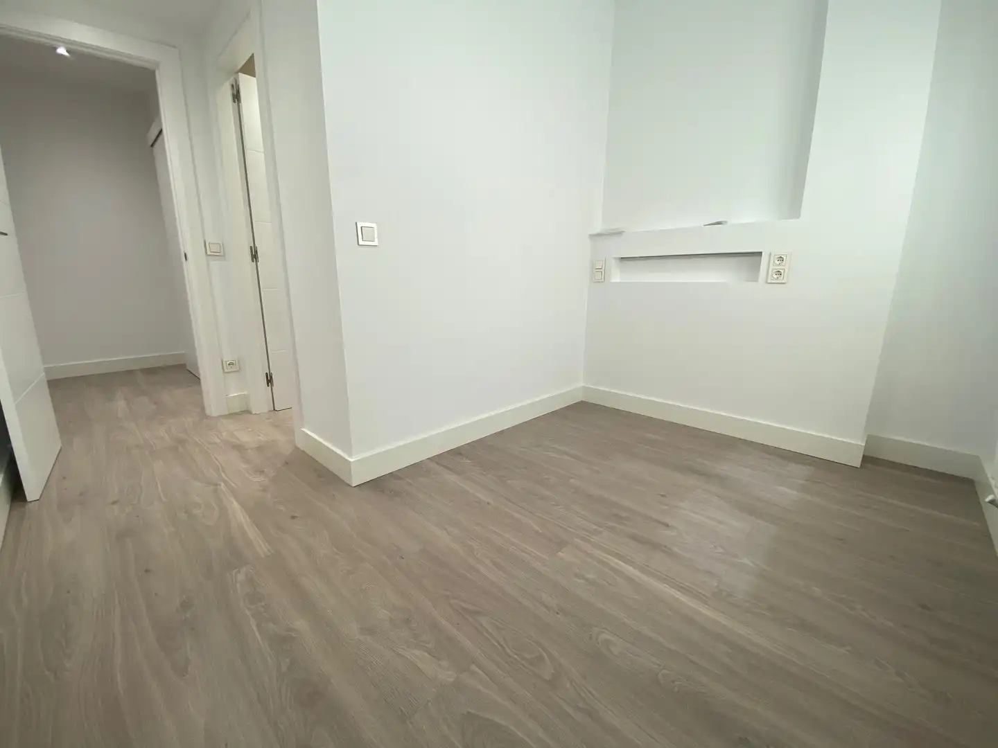 Study for rent in Zaragoza  with Furnished