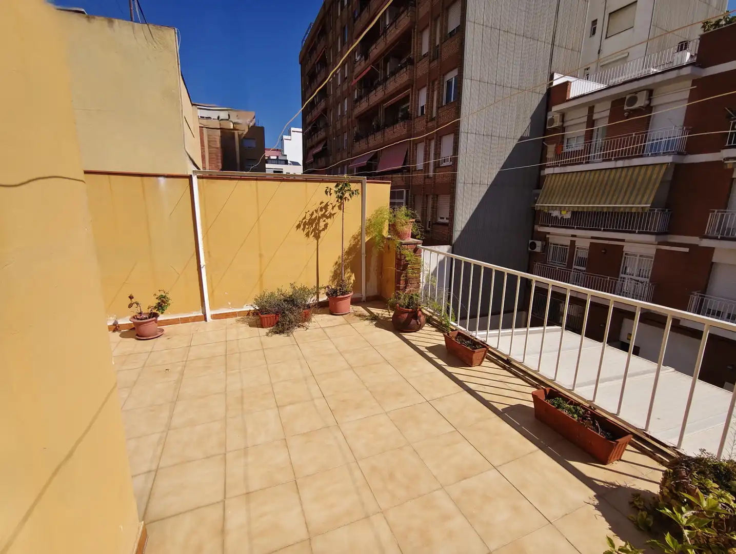 Terrassa de Casa adosada en venda en Badalona amb Aire condicionat, Calefacció i Terrassa