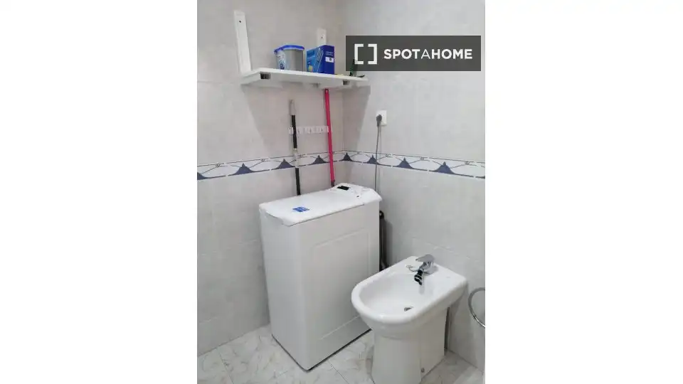 Room in Juan XXIII