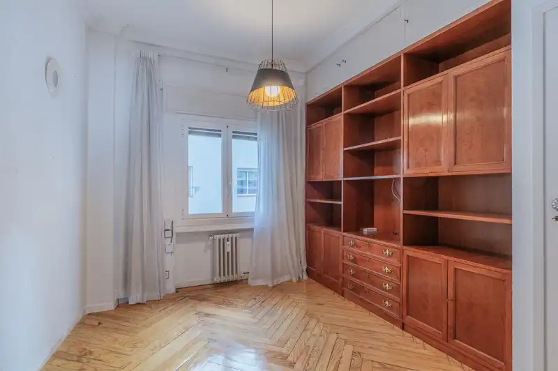 Schlafzimmer von Wohnung zum Verkauf in Madrid mit Heizung, Terrasse und Möbliert