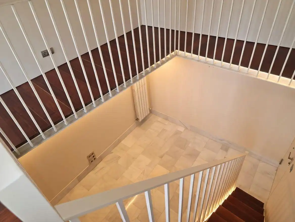 Wohnung zum Verkauf in Valencia mit Heizung, Terrasse und Abstellraum