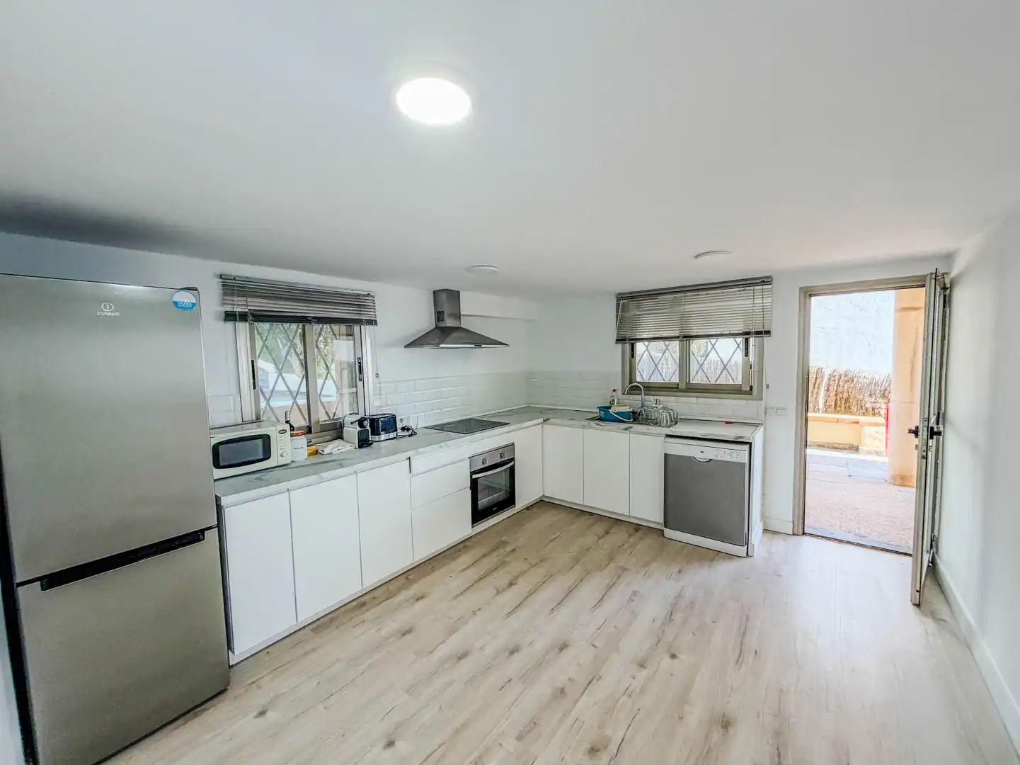 Kitchen of Flat for sale in Alcúdia  with Air Conditioner, Terrace and Storage room