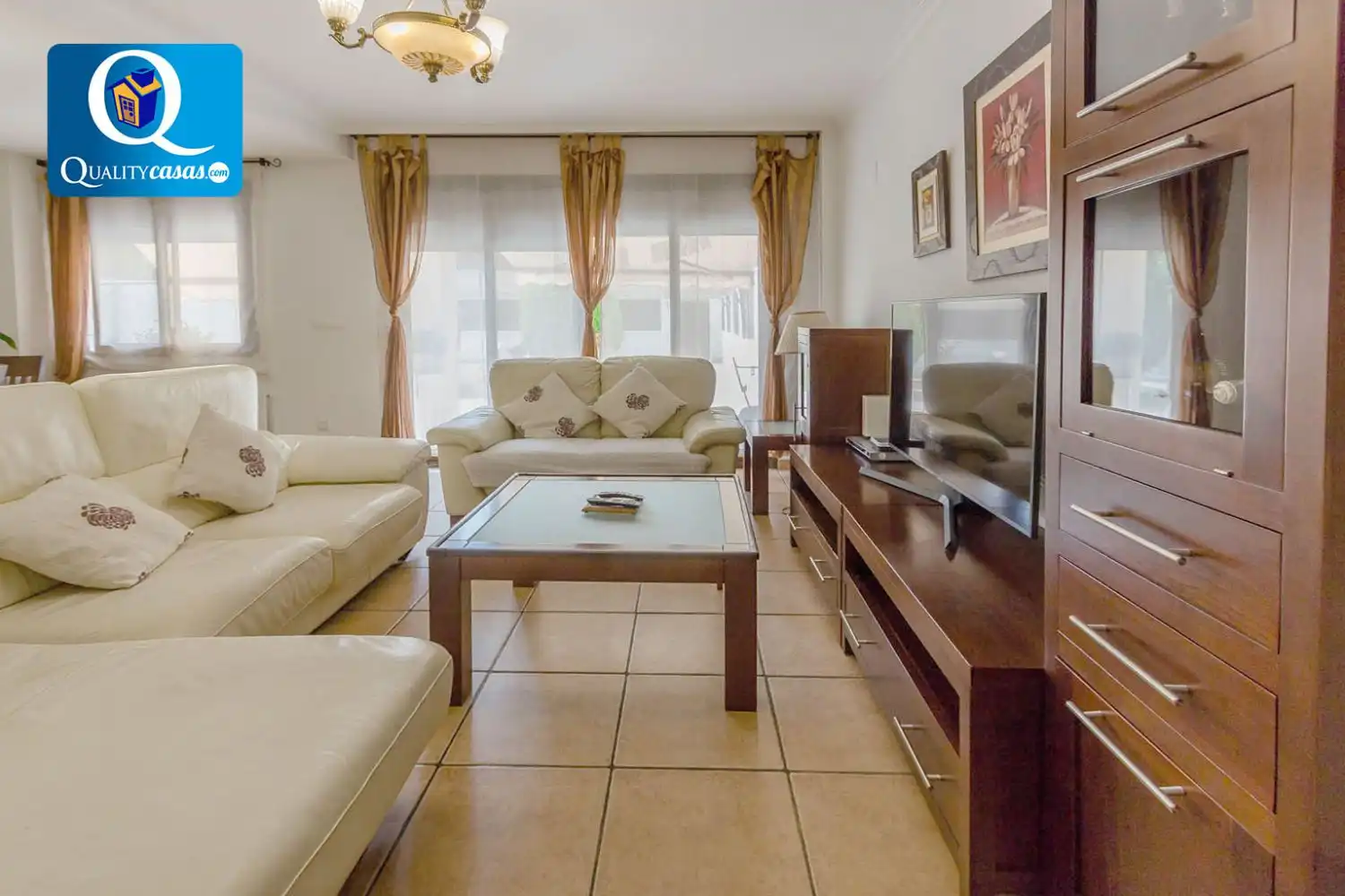 Sala d'estar de Casa adosada en venda en Mutxamel amb Aire condicionat, Calefacció i Terrassa
