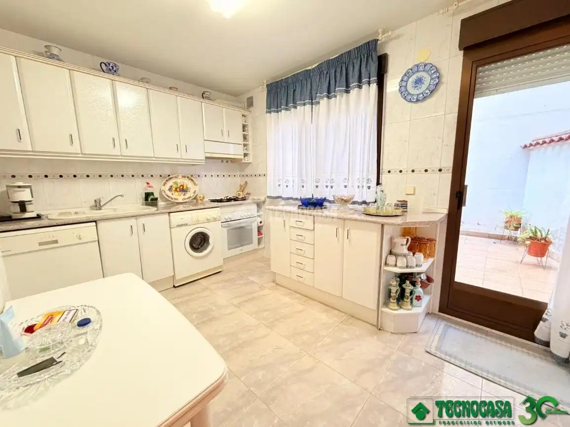 Kitchen of Detached homes for sale in El Arenal 