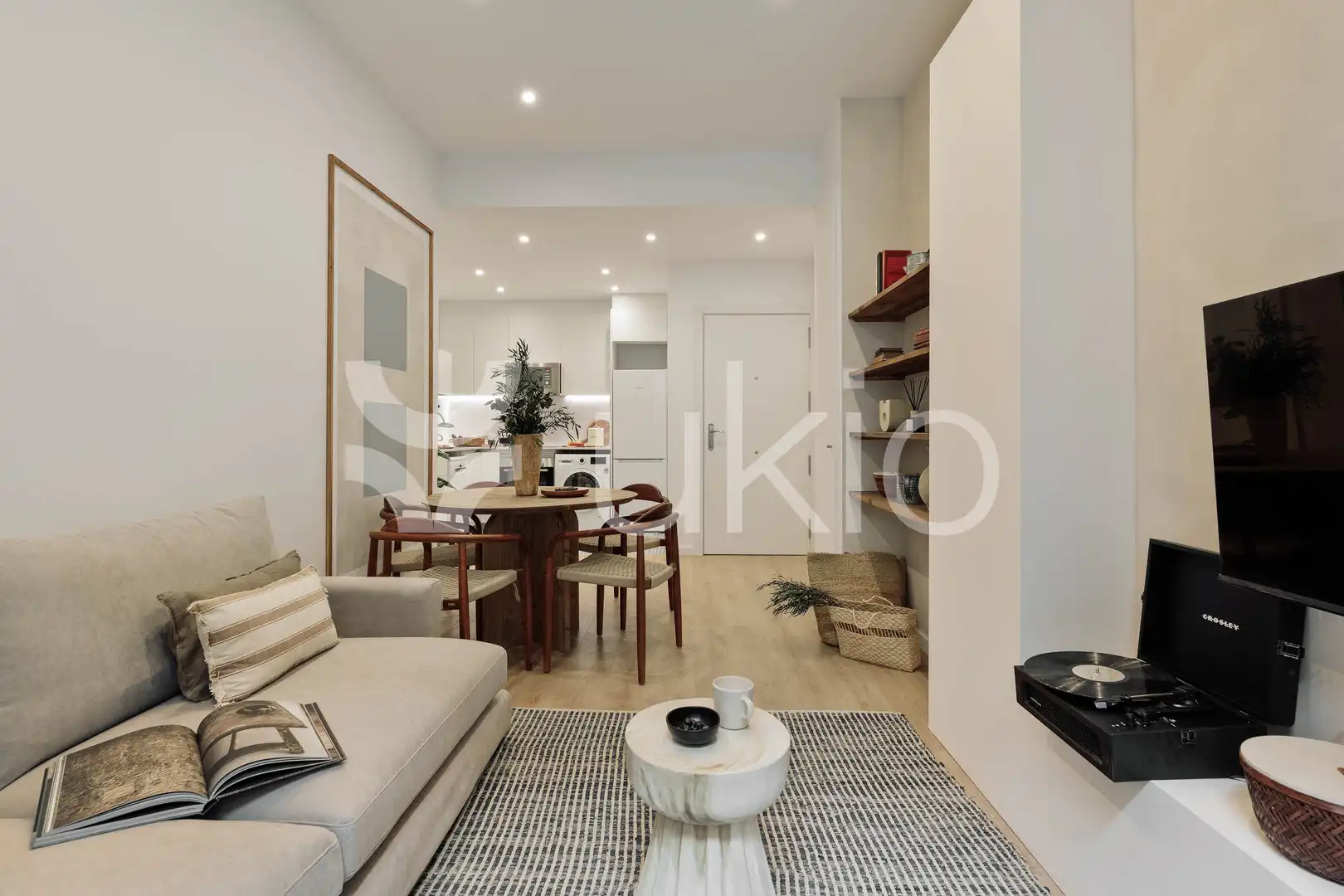 Apartamento con terraza en alquiler en Carrer de les Jonqueres, imagen 2