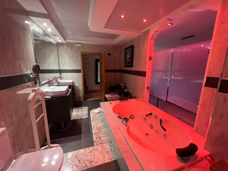 Badezimmer von Gebäude zum Verkauf in Camargo