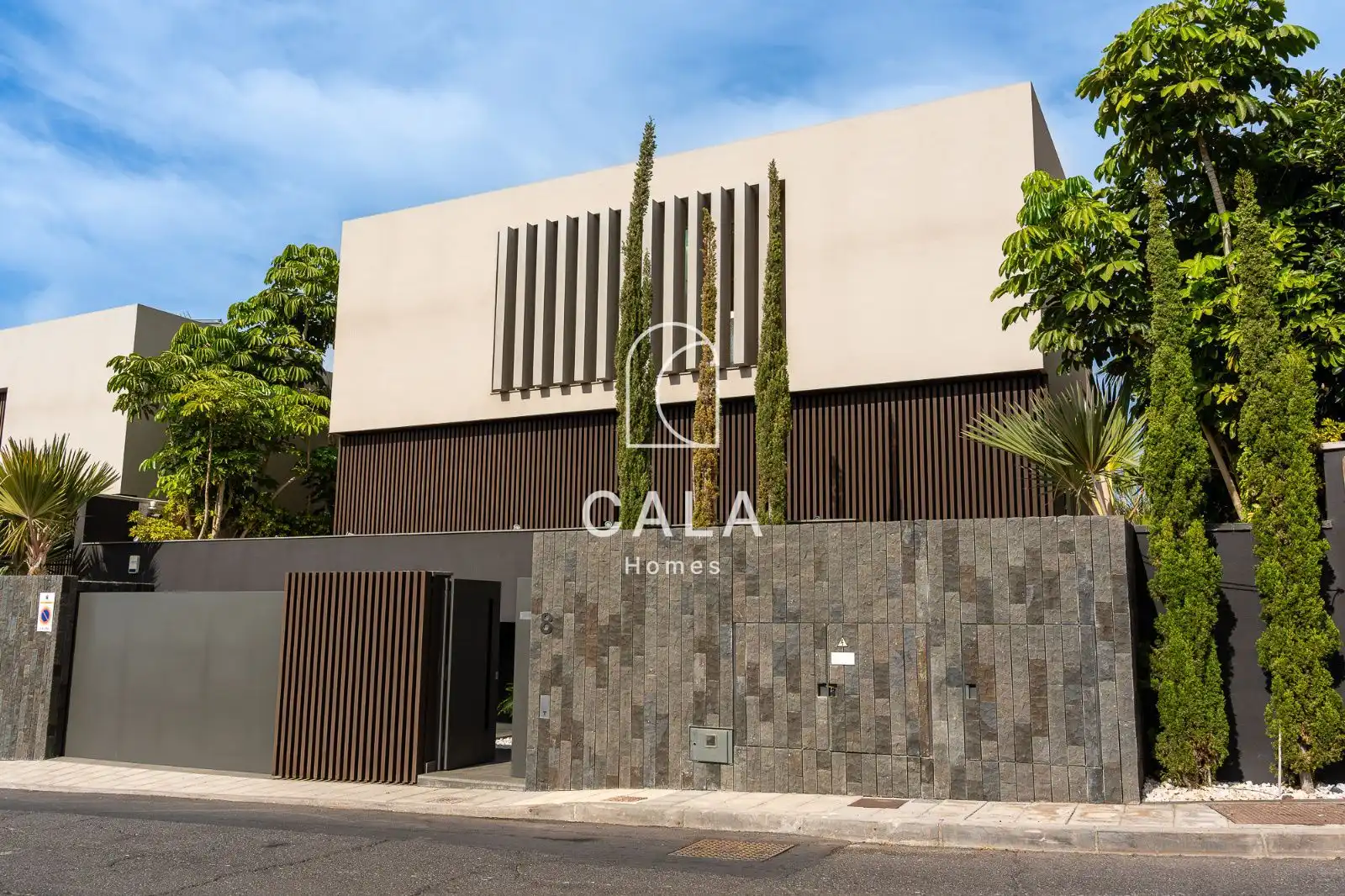 Exterior view of Houses for sale in Adeje  with Air Conditioner, Heating and Terrace