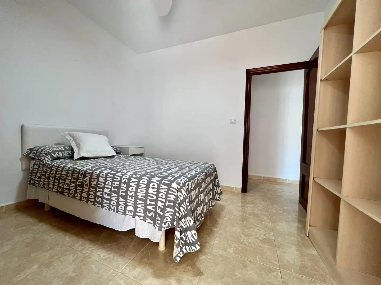 Schlafzimmer von Wohnung zur untervermieten in Córdoba mit Klimaanlage, Heizung und Terrasse