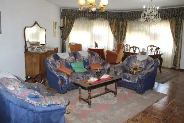 Sala de estar de Casa adosada en venta en Urda con Calefacción, Terraza y Trastero