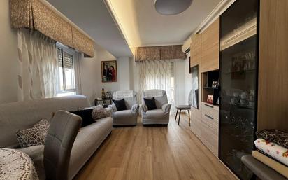 Sala d'estar de Pis en venda en Elche / Elx amb Balcó